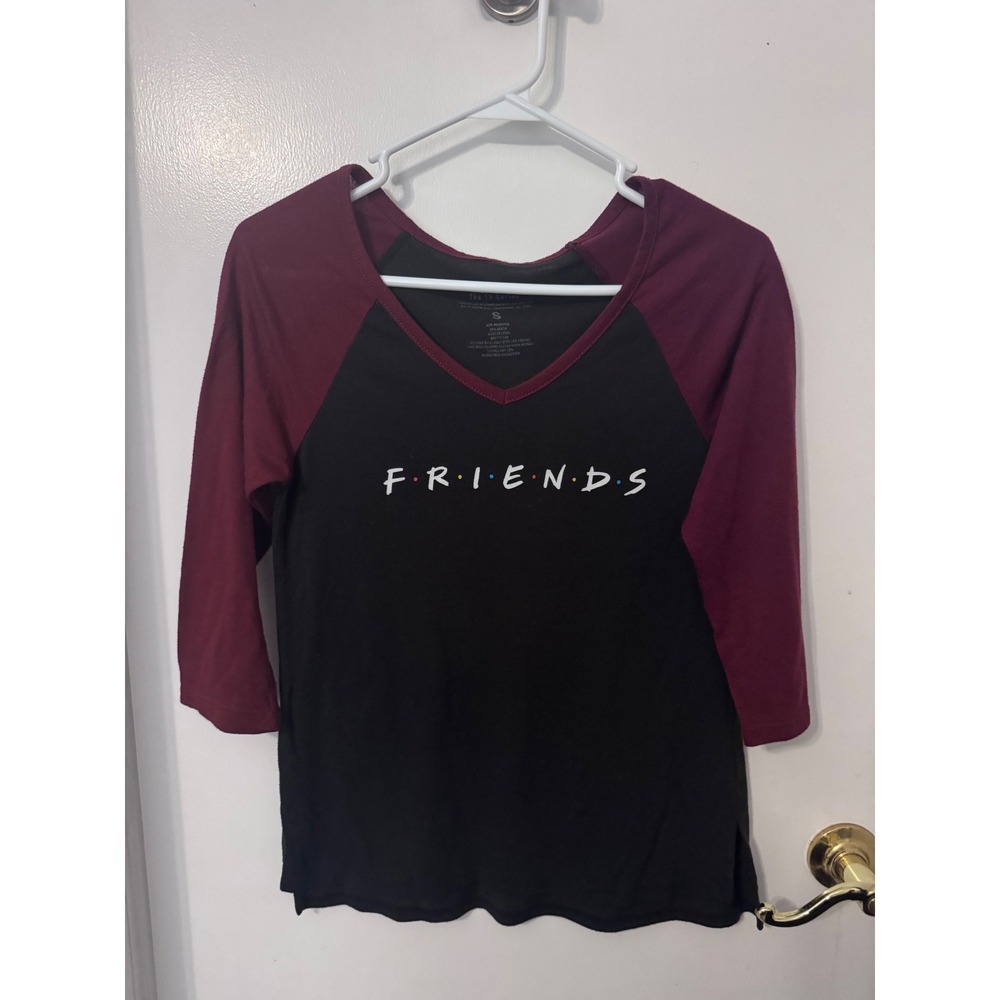 Friends The TV Series Graphic Baseball Tee Burgundy Black 3/4 Sleeve V-NeckSmall